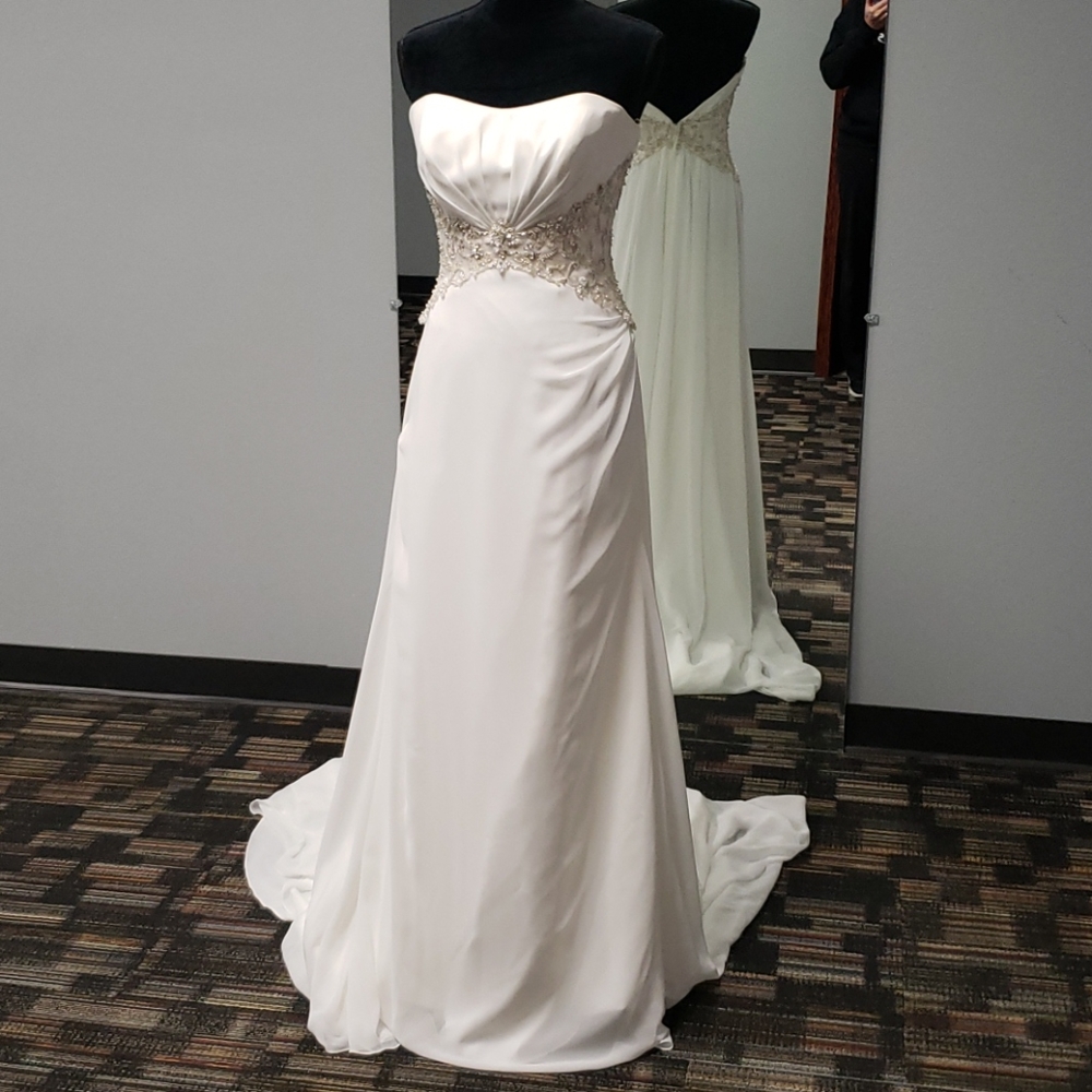 Allure Bridal #923